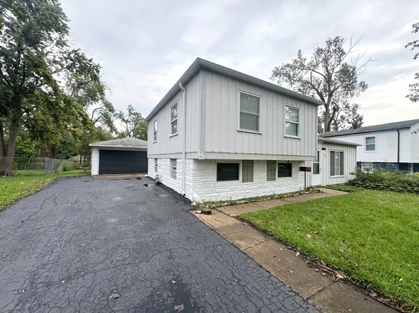 1855 Reichert Ave, Sauk Village, IL 60411