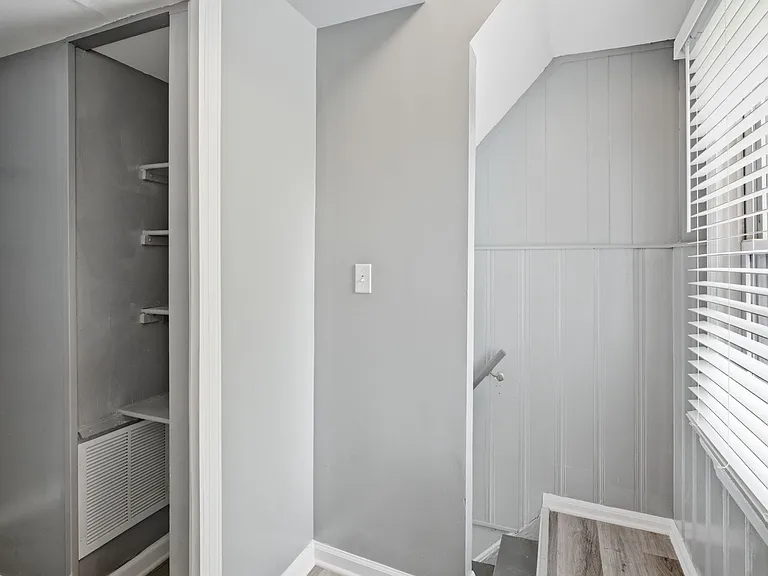 23060 Bernard St — Photo 22
