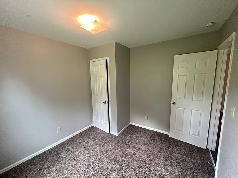 8255 Lakeview Dr — Photo 4