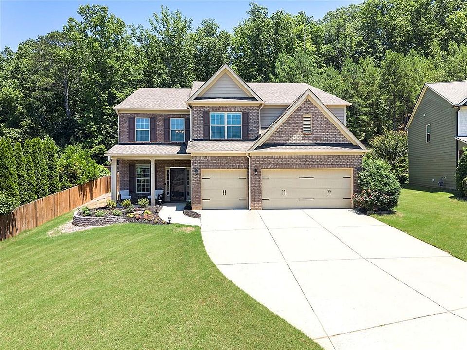 1st image of 149 Manor Ln