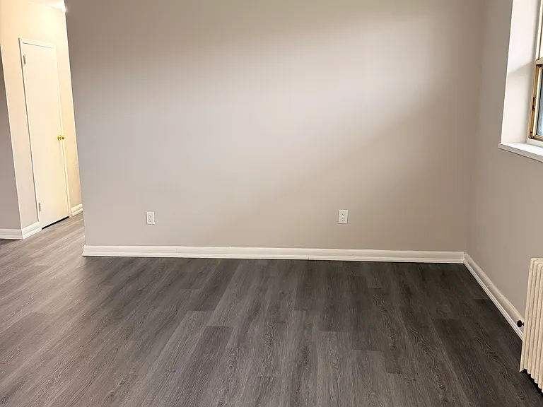 923 Wilson Ave — Photo 9