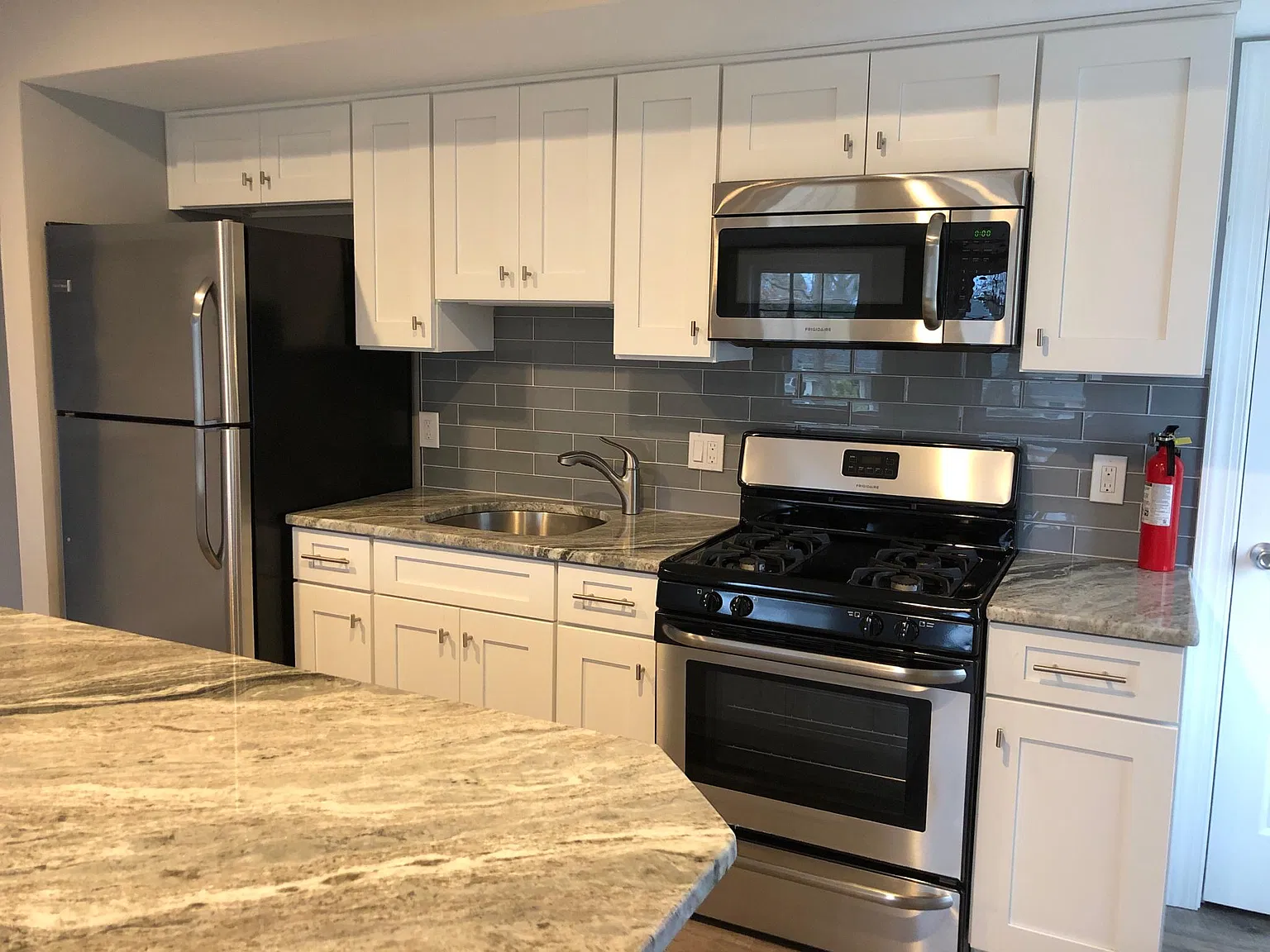 130 Fischer Blvd — Photo 2