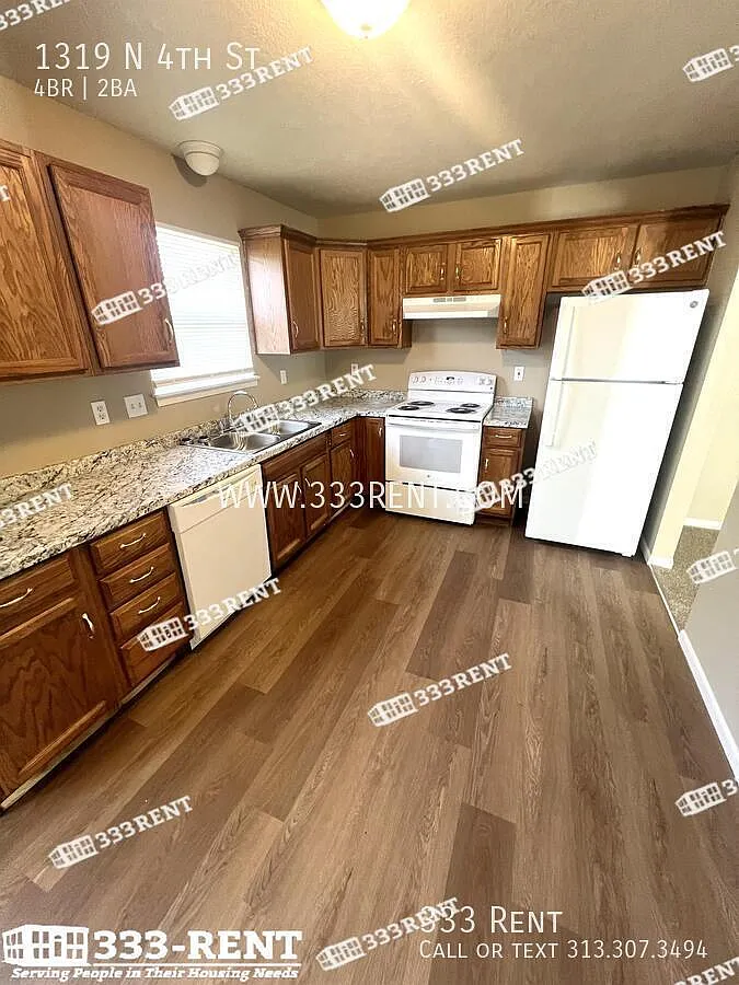 4 bed, 1275 sqft, $1,995 — Photo 4