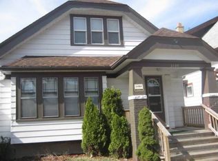 3567 N 12th St #A, Milwaukee, WI 53206