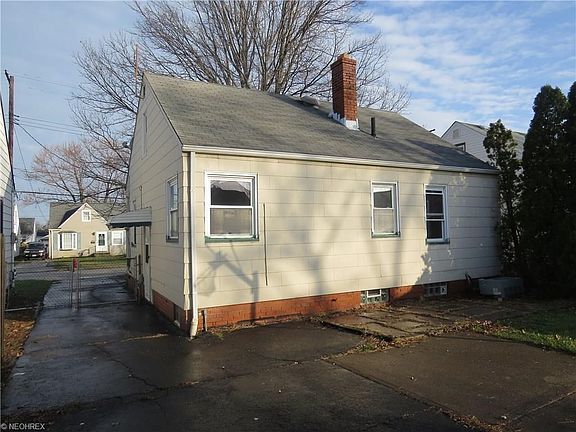 2nd image of 30014 Phillips Ave