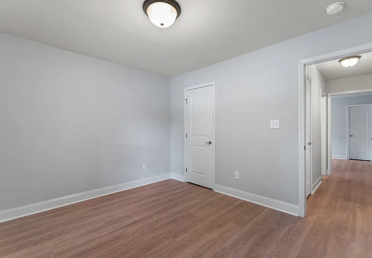 323 Harbor Glen Dr SW — Photo 15