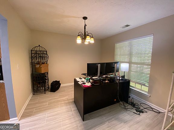 3rd image of 312 Cascade Ct