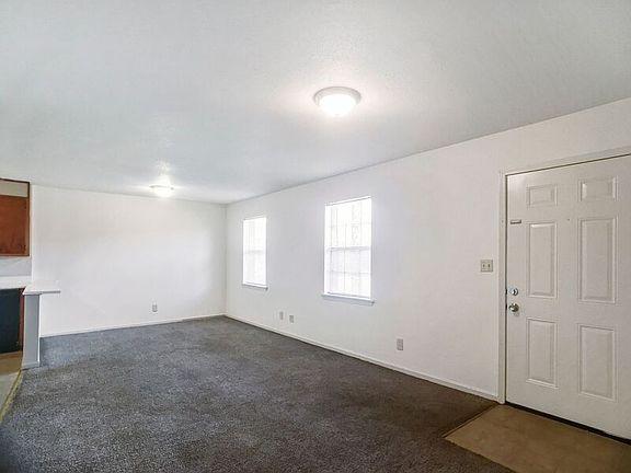 4th image of 3820 1st Ave Unit 40