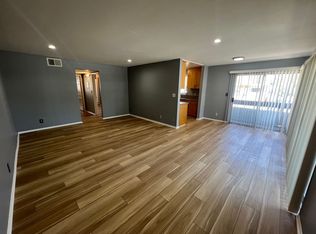 10560 Bloomfield St APT 1, North Hollywood, CA 91602