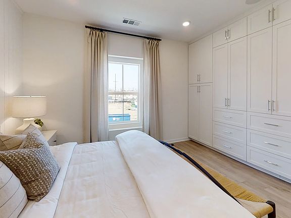 4th image of 22317 Spanish Oak Ct