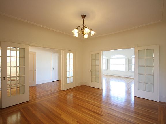 4th image of 760 15th Ave