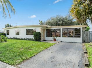 1127 Lake Geneva Dr, Lake Worth, FL 33461
