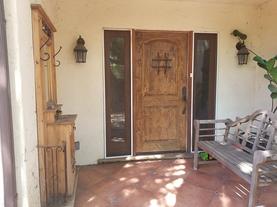 1st image of 108 E Eucalyptus St