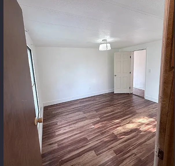 111 King Rd — Photo 8