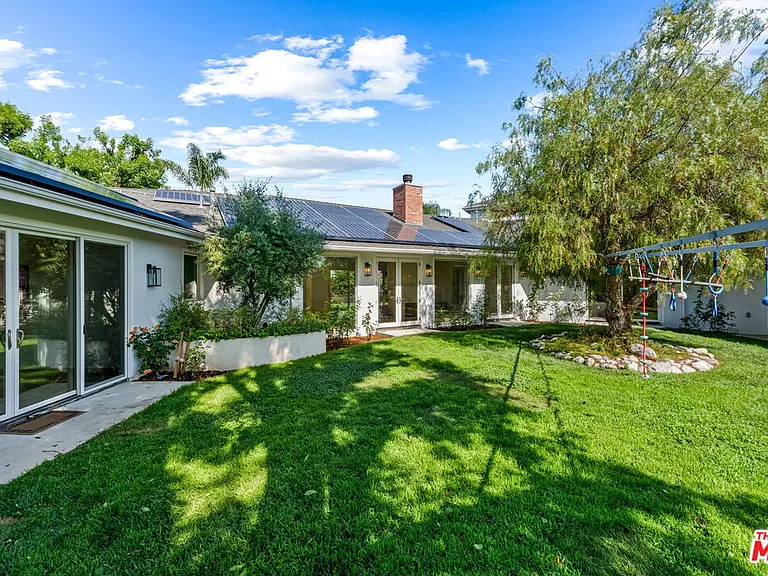 19621 Wells Dr — Photo 30