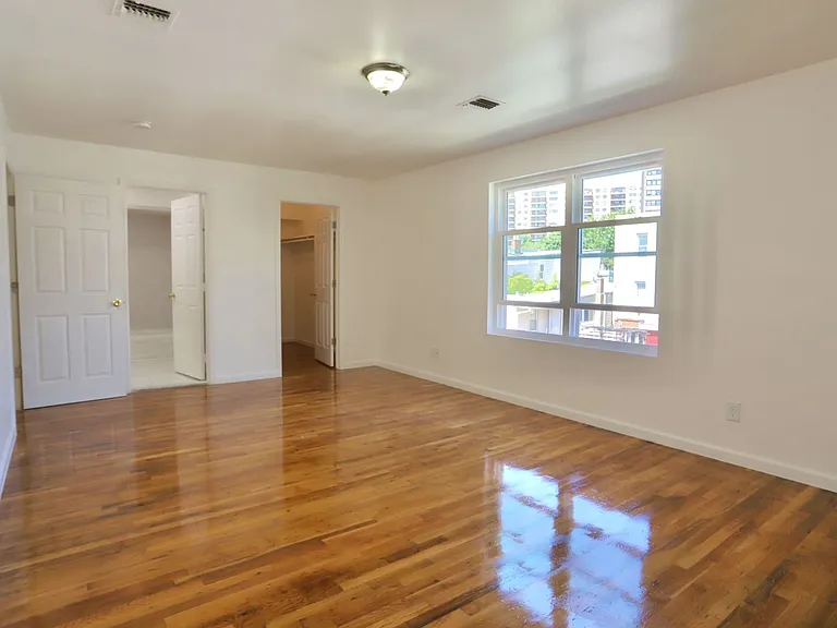 6207 Newkirk Ave #2 — Photo 21