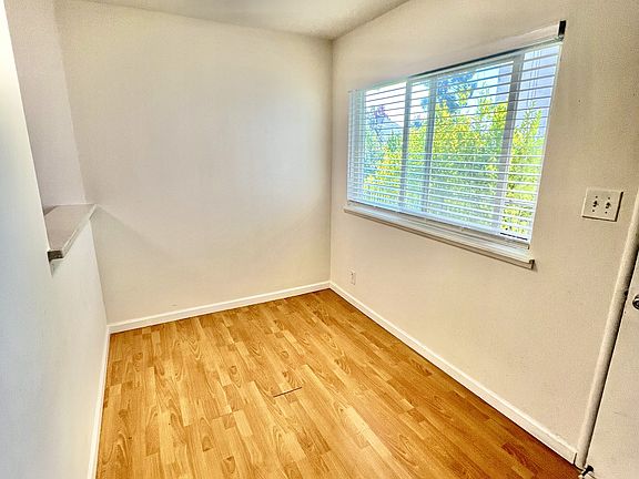 3rd image of 2425 Grant St APT H