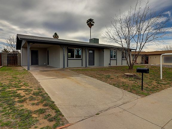2nd image of 1001 W Campo Bello Dr