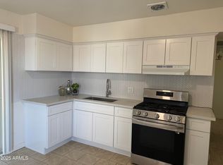 7701 W Crittenden Ln, Phoenix, AZ 85033