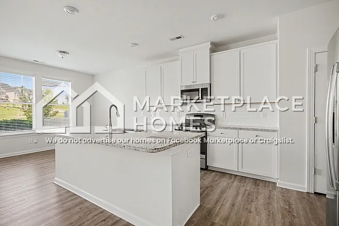 1139 Alston Ridge Ct — Photo 10