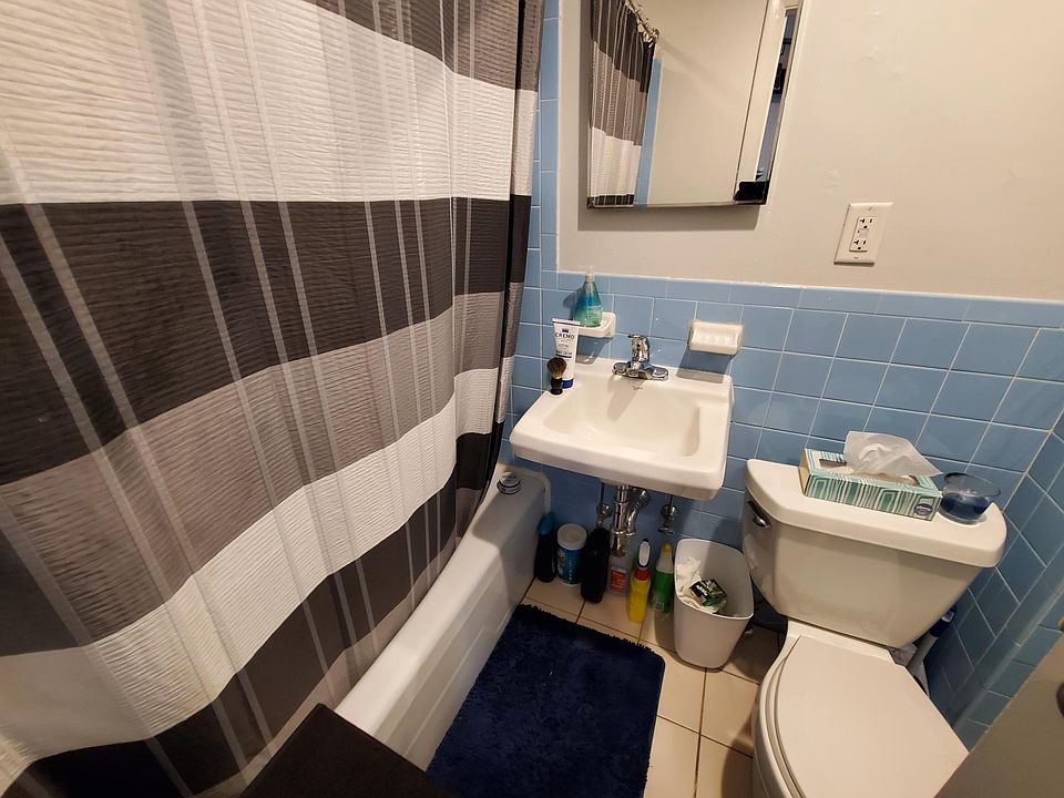 2nd image of 174 Saint Botolph St APT 5