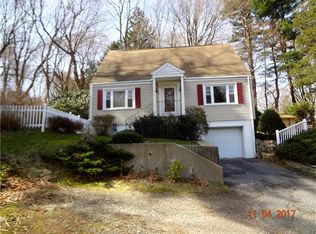 57 Park Pl, Ansonia, CT 06401