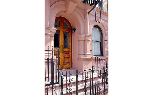 Rented by Douglas Elliman | media 11