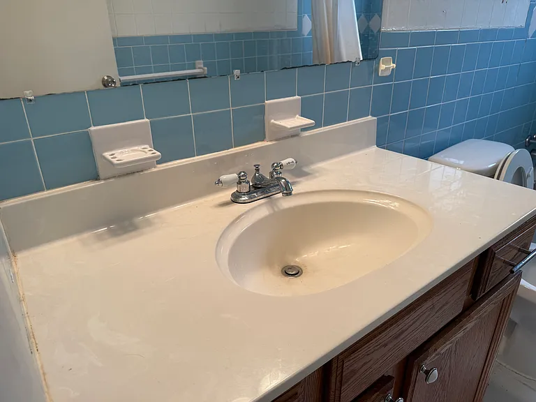 20409 Vermander Ave — Photo 3
