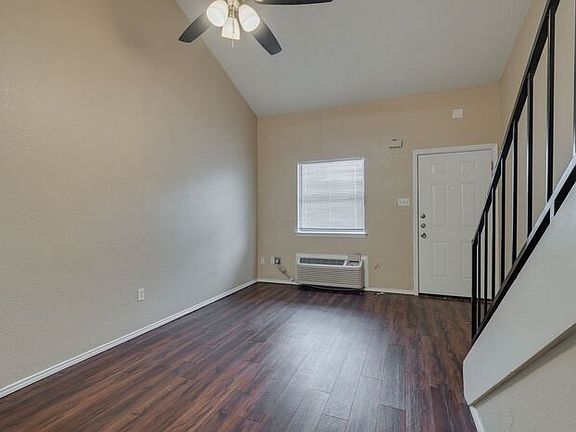 5th image of 520 Bond St APT 14
