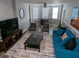 2002 W Cermak Rd #2, Chicago, IL 60608