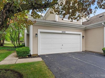 1459 Walnut Hill Ave #B, St Charles, IL, 60174