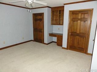 837 Stanhope Ln, Matthews, NC 28105