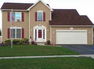 1419 Evergreen Dr, Lake View, NY 14085