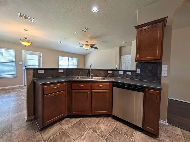 246 Crane Crest Dr — Photo 7