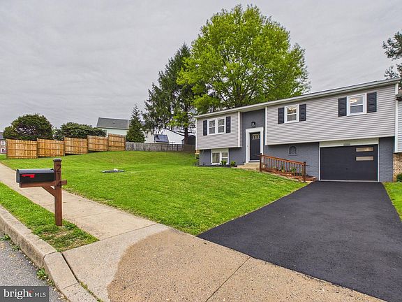 2nd image of 214 Brewster Dr