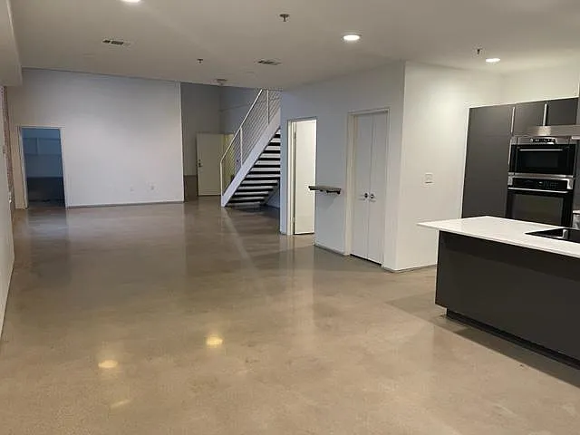 155 Oak Lawn Ave #9 — Photo 8