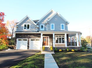 97 Center St, Metuchen, NJ 08840