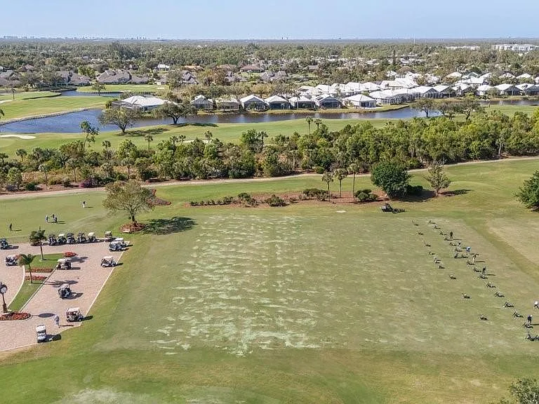8251 Grand Palm Dr #3 — Photo 32