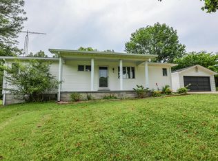 34 Grant St, Calvert City, KY 42029