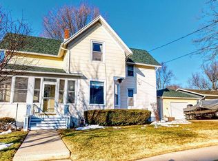 115 E Ogden St, Jefferson, WI 53549