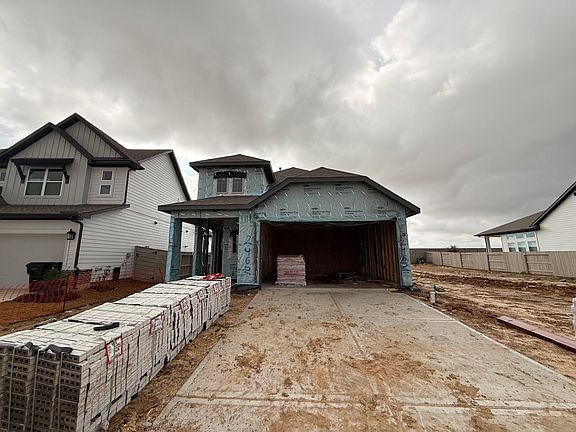 2nd image of 2462 Guava Hills Ln