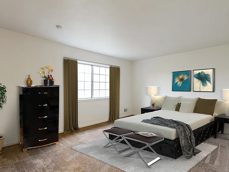 Elmwood Terrace Apartments and Townhomes — Photo 7