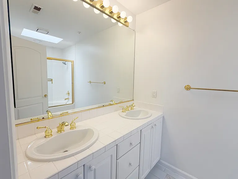 2573 Park Blvd #U204 — Photo 19