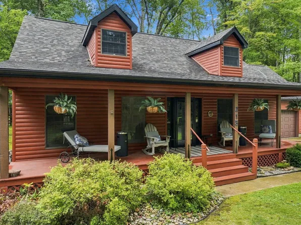 215 Cardinal Ave, Roscommon, MI 48653