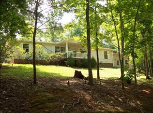 720 Hiland Park Ln, Franklin, NC 28734