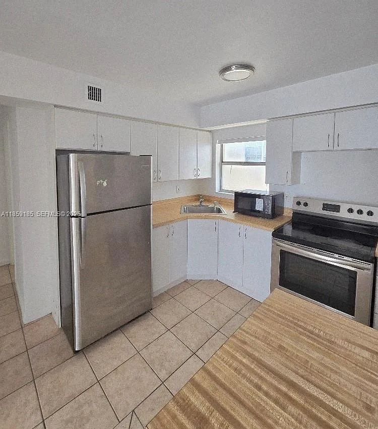 1 bed, 680 sqft, $2,100 — Photo 3