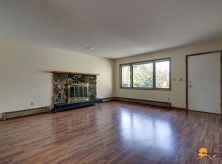 8441 Golden St, Anchorage, AK 99502