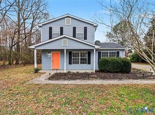 993 Chelsea Run, West Point, VA 23181