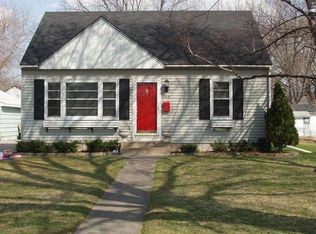 423 Jefferson Ave S, Hopkins, MN 55343