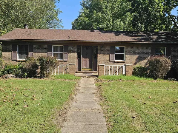 622 Forest Park Dr, Newburgh, IN 47630